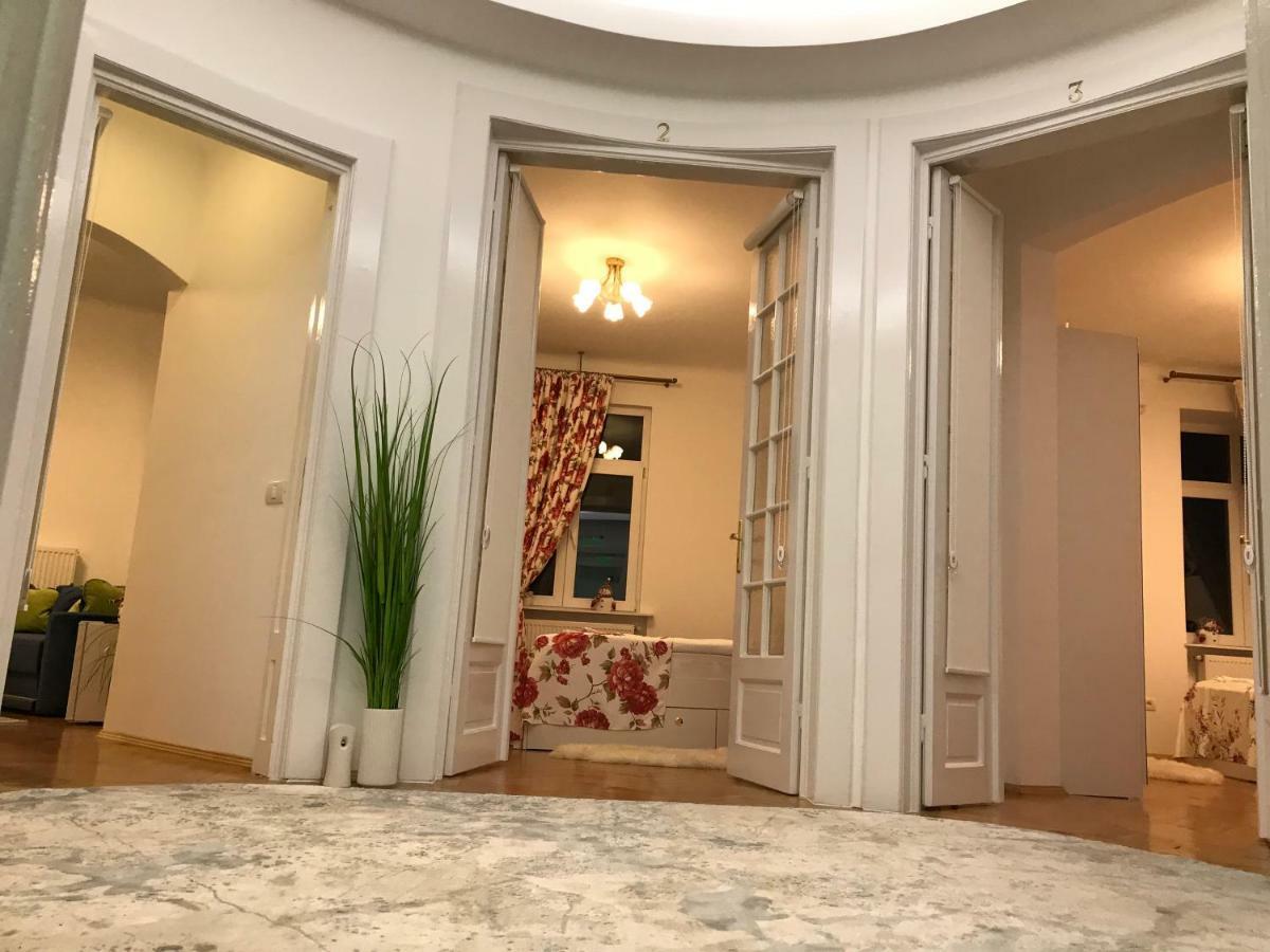 Victoria Luxury Apartment 부쿠레슈티 외부 사진